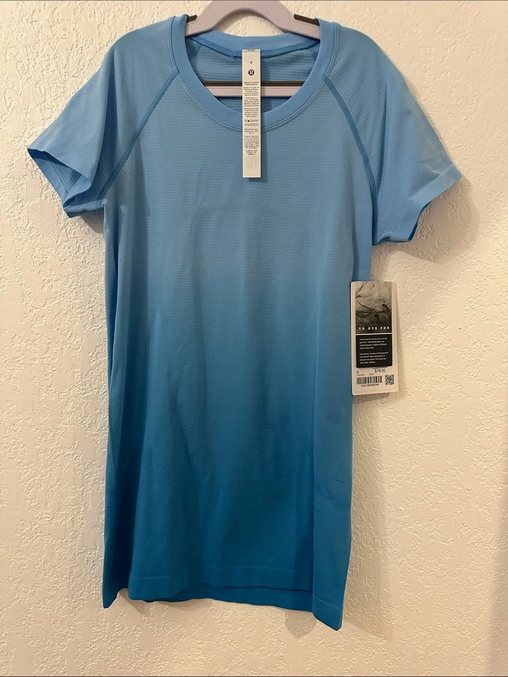Lululemon Blue Ombré Swiftly Tech 2.0 Short Sleeve Size 6 NWT To Dye For